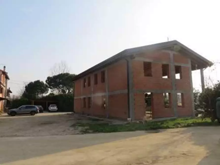 Immagine 15 di Azienda agricola in vendita  in Via Malfattini a Loreggia