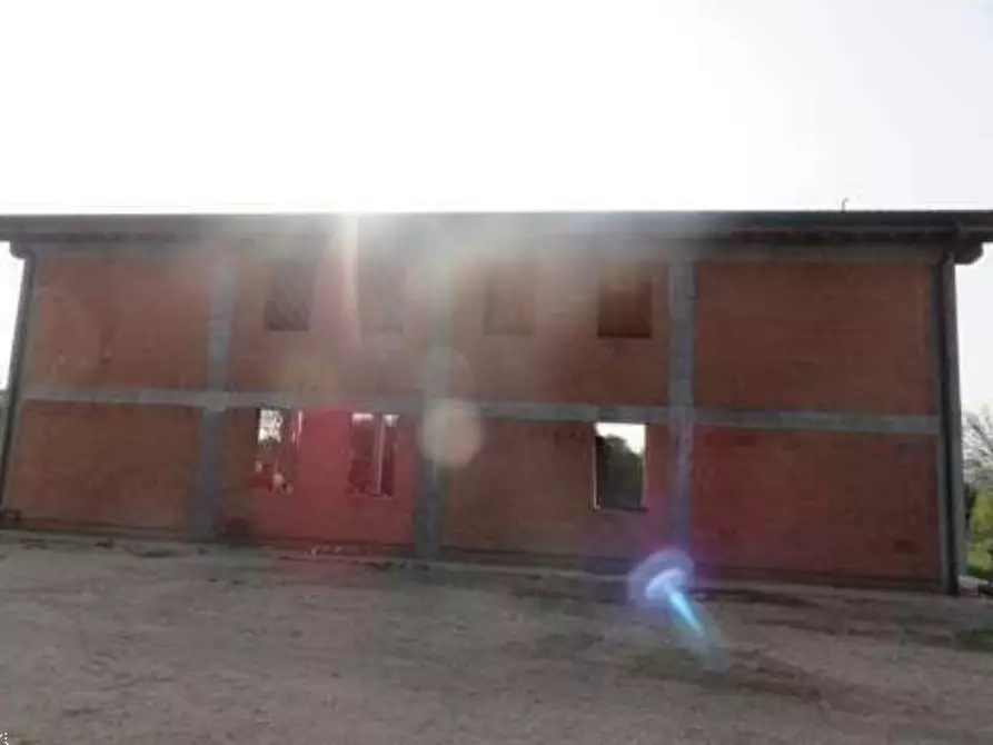 Immagine 18 di Azienda agricola in vendita  in Via Malfattini a Loreggia