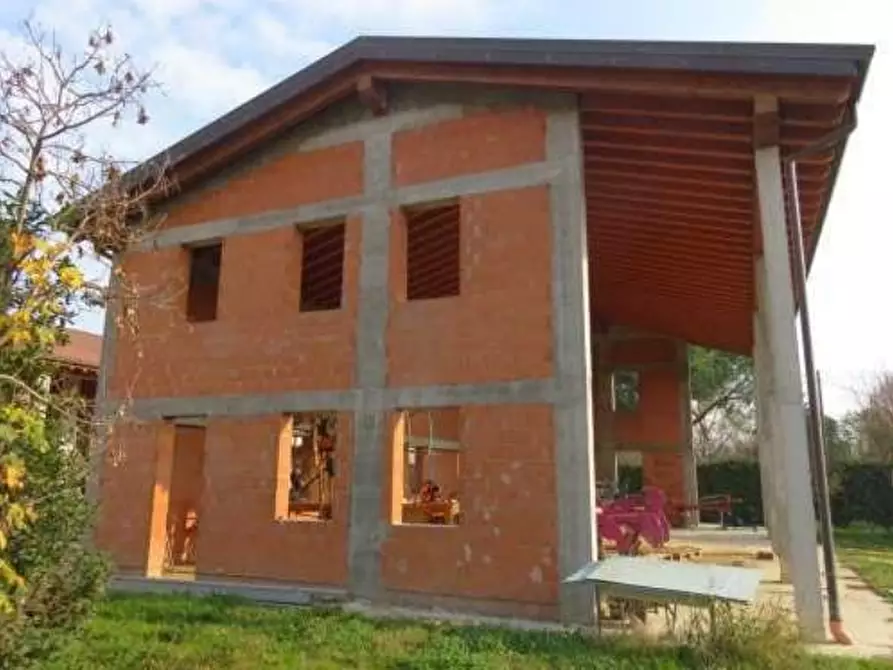 Immagine 19 di Azienda agricola in vendita  in Via Malfattini a Loreggia