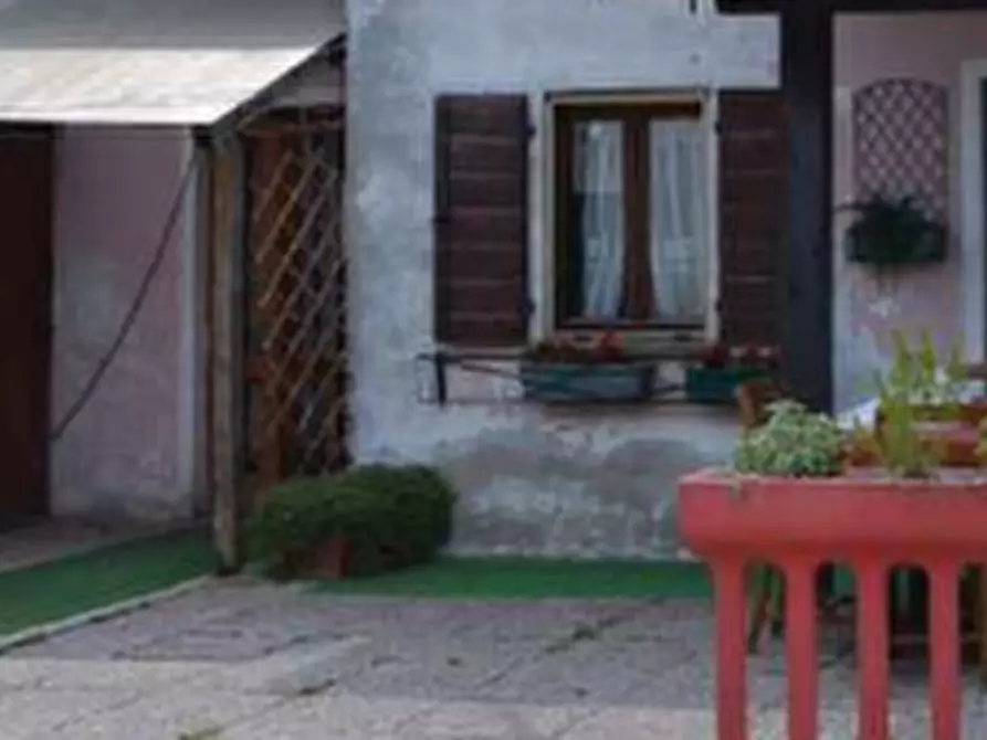 Immagine 9 di Stabile in vendita  in Via Contea a Teolo