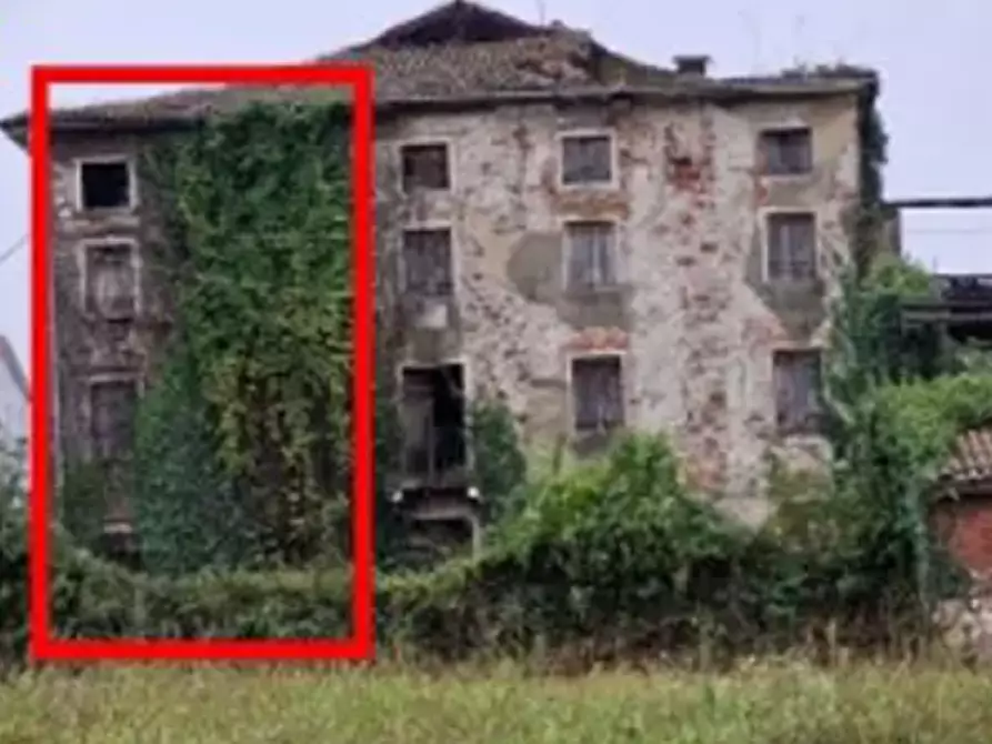 Immagine 2 di Rustico / casale in vendita  in Via Cesare Battisti a San Vito Di Leguzzano
