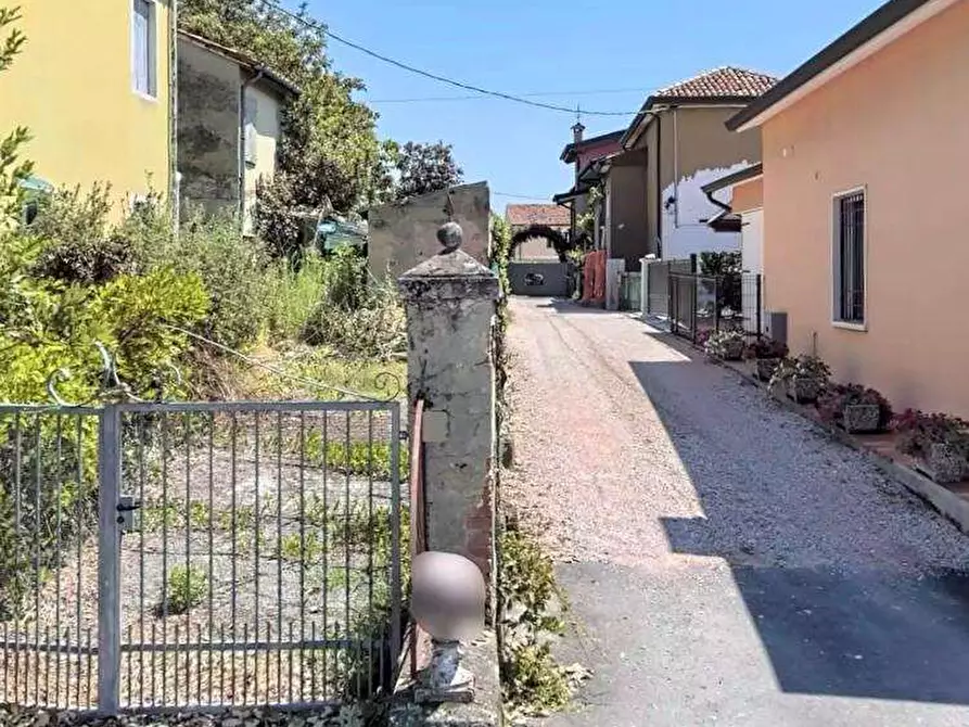 Immagine 5 di Villa in vendita  in Via IV Novembre a Grisignano Di Zocco