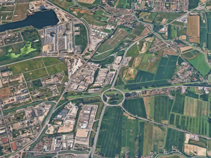 Immagine 2 di Laboratorio in vendita  in Via Malcontenta a Venezia