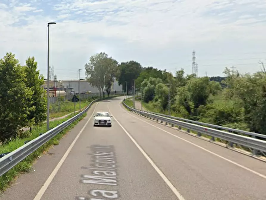 Immagine 4 di Laboratorio in vendita  in Via Malcontenta a Venezia