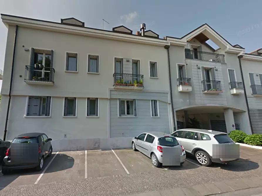 Immagine 2 di Appartamento in vendita  in Via Jacopo Crescini a Padova
