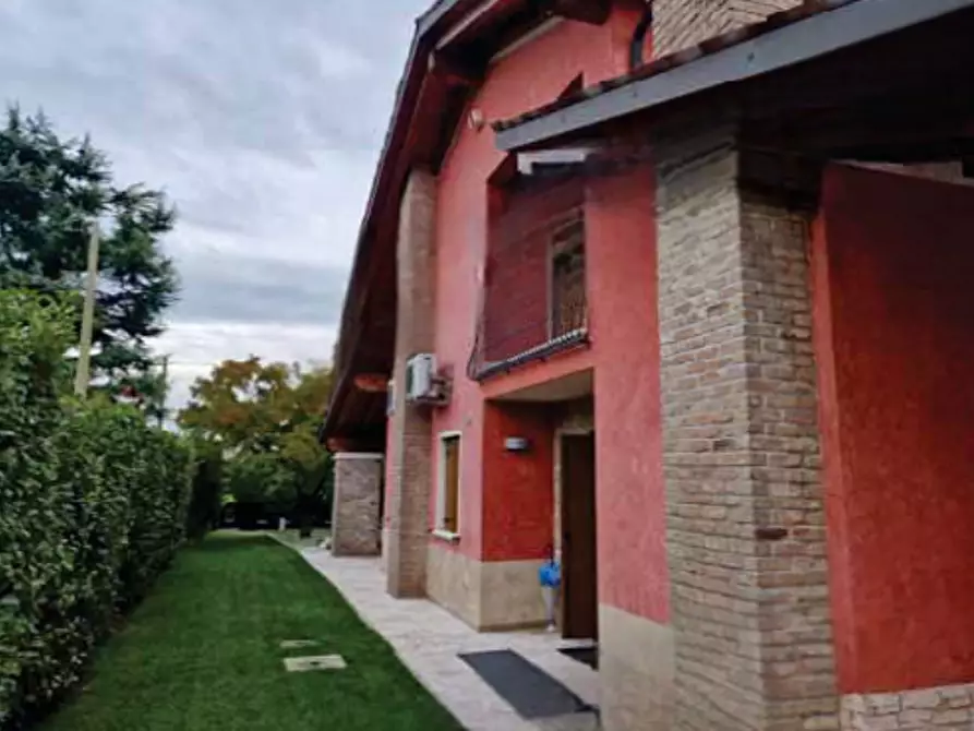 Immagine 4 di Villa in vendita  in Via Balegante  a Riese Pio x