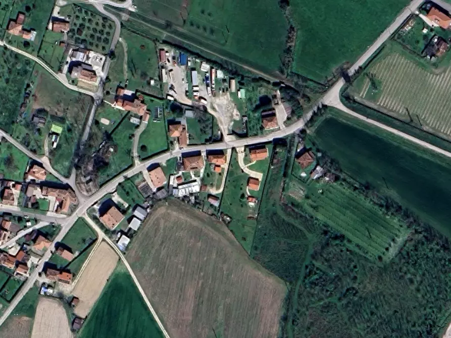 Immagine 9 di Laboratorio in vendita  in Via Passo Barca a Susegana