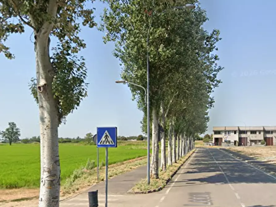 Immagine 8 di Posto auto in vendita  in Via Papa Wojtyla a Vermezzo Con Zelo