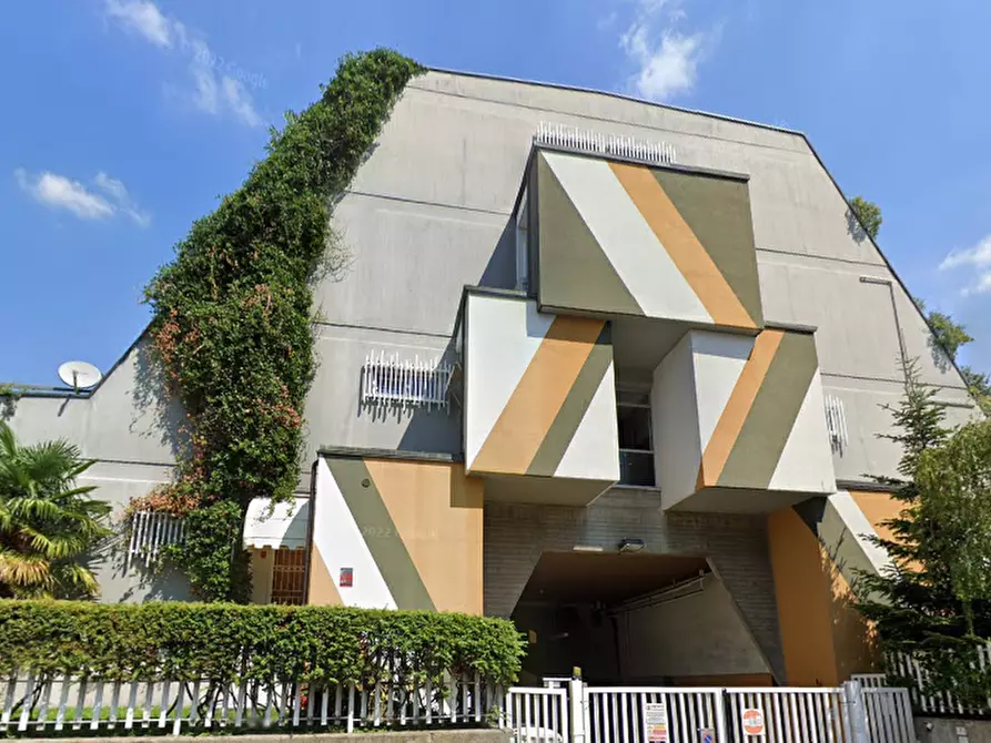 Immagine 9 di Appartamento in vendita  in Via Giovanni Amendola a Rho