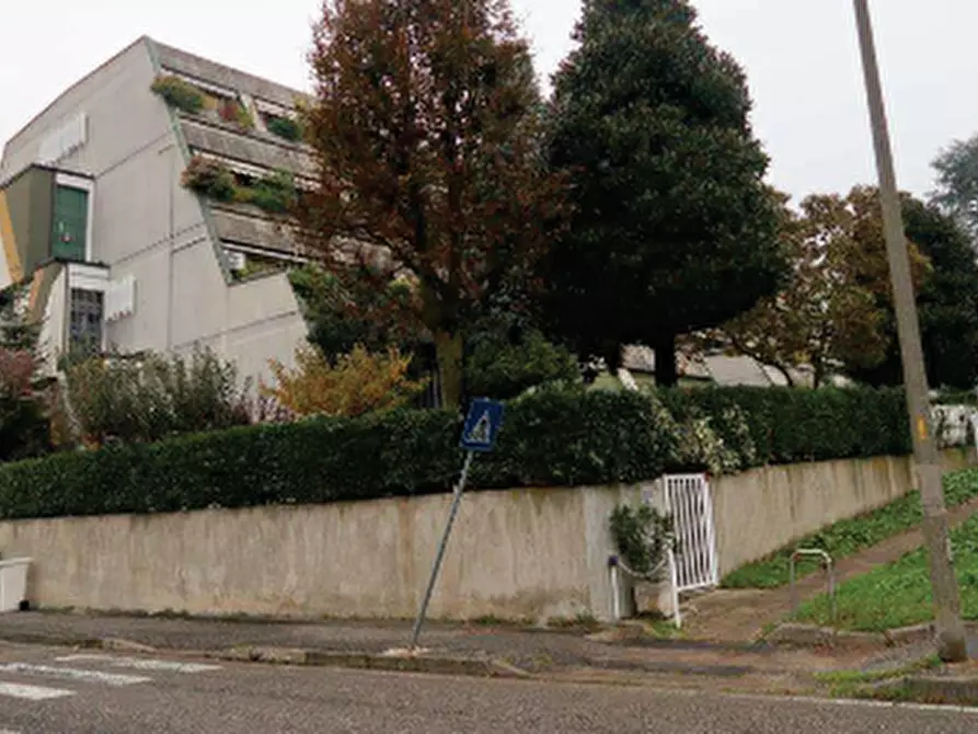 Immagine 15 di Appartamento in vendita  in Via Giovanni Amendola a Rho