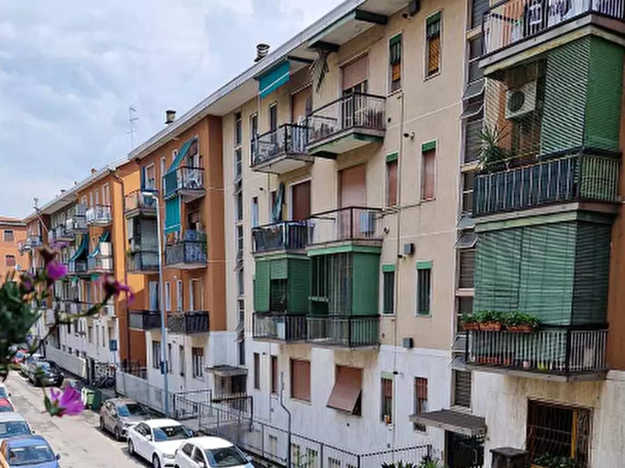 Immagine 8 di Appartamento in vendita  in Via Pordenone a Baranzate