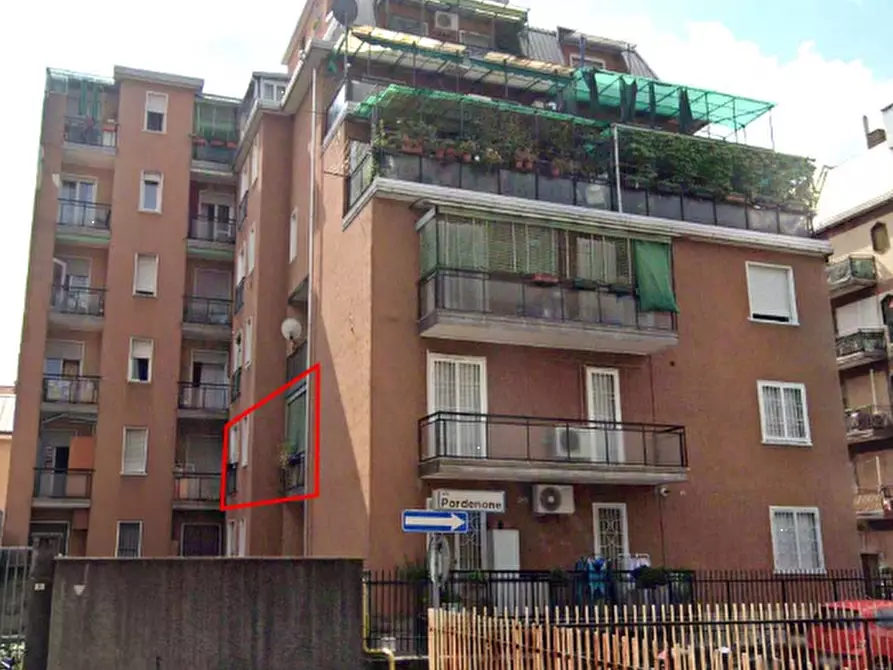 Immagine 10 di Appartamento in vendita  in Via Pordenone a Baranzate