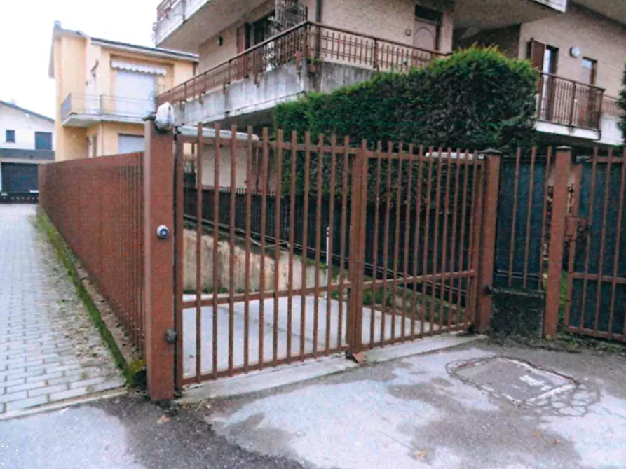 Immagine 1 di Appartamento in vendita  in Via 24 Maggio a Lentate Sul Seveso