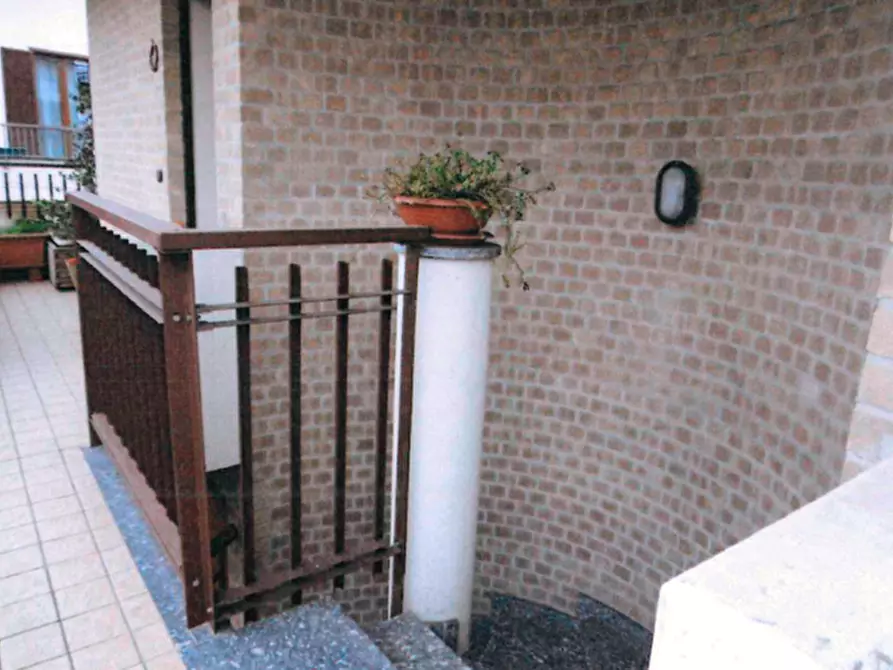 Immagine 9 di Appartamento in vendita  in Via 24 Maggio a Lentate Sul Seveso