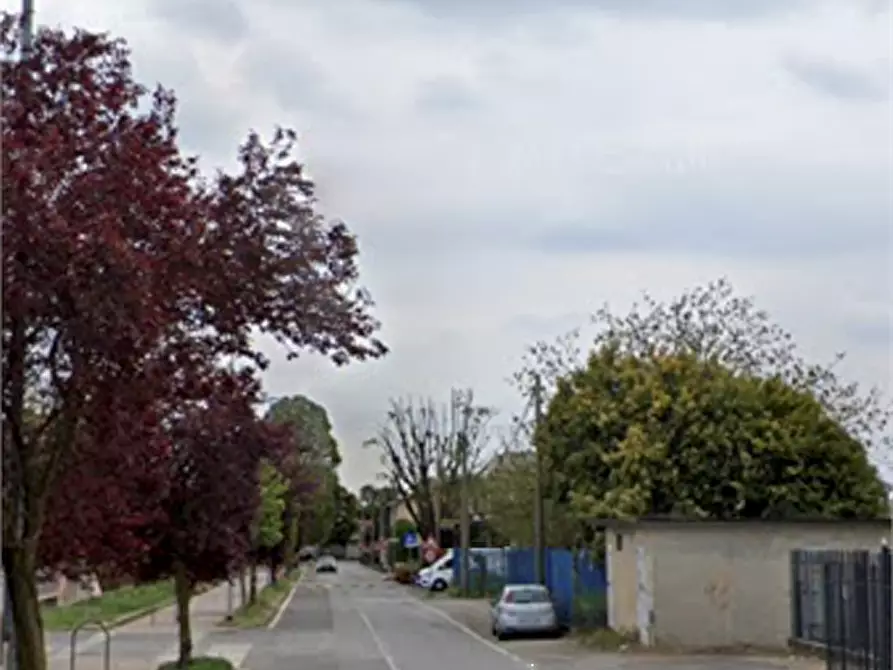 Immagine 12 di Appartamento in vendita  in Via Cascina Tamburina a Usmate Velate