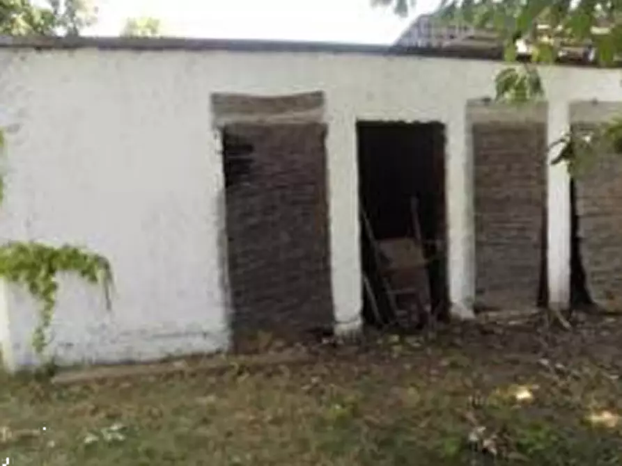 Immagine 5 di Appartamento in vendita  in Via Garibaldi  a Carugo