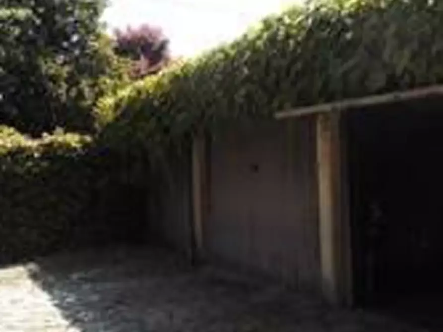 Immagine 7 di Appartamento in vendita  in Via Garibaldi  a Carugo