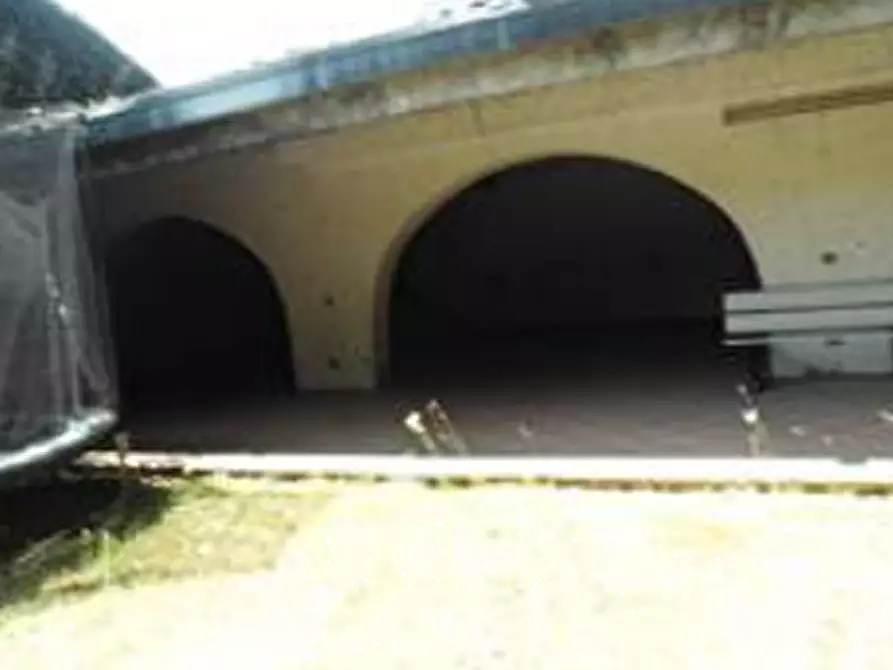 Immagine 8 di Appartamento in vendita  in Via Garibaldi  a Carugo