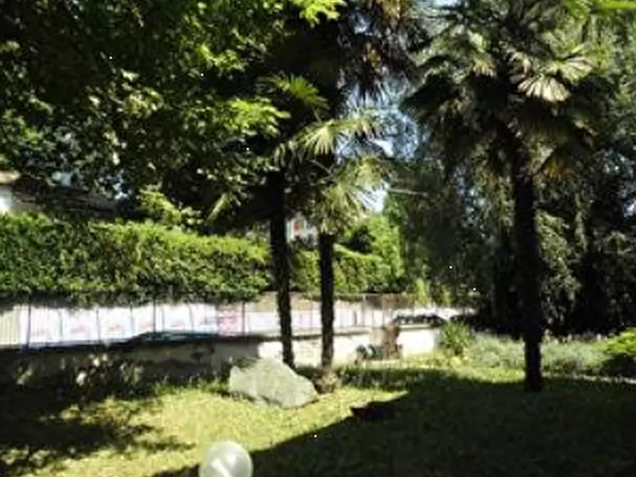 Immagine 10 di Appartamento in vendita  in Via Garibaldi  a Carugo