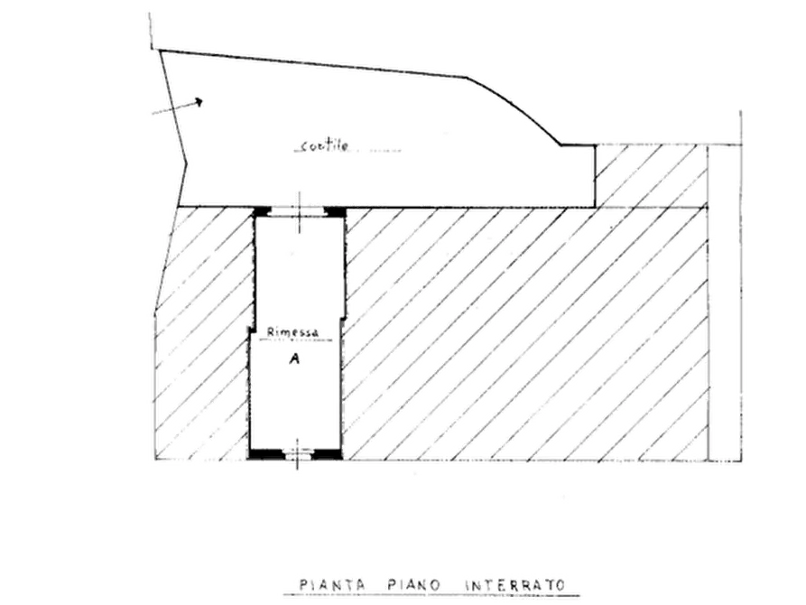 Immagine 14 di Garage in vendita  in Via Antonio Locatelli a Castione Della Presolana