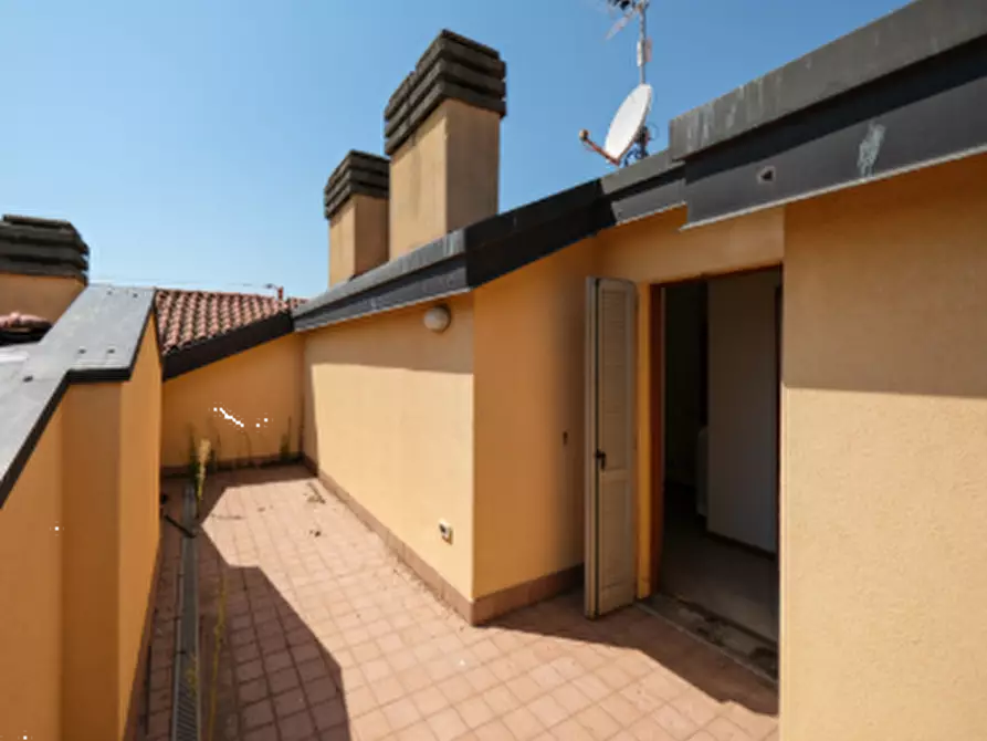 Immagine 3 di Appartamento in vendita  in Via Galileo Galilei a Vermezzo Con Zelo