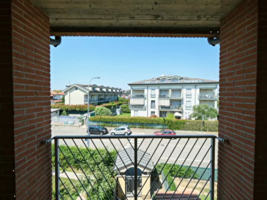 Immagine 7 di Appartamento in vendita  in Via Galileo Galilei a Vermezzo Con Zelo