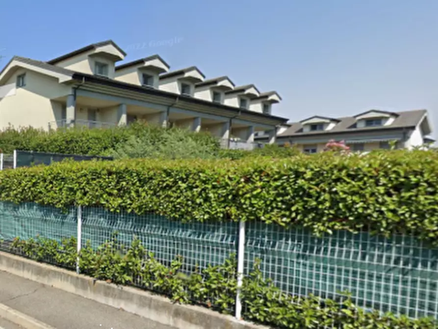 Immagine 1 di Appartamento in vendita  in Via Galileo Galilei a Vermezzo Con Zelo