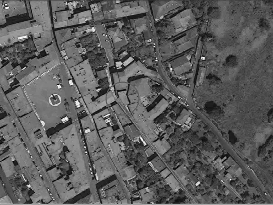 Immagine 21 di Appartamento in vendita  in Via vicolo delle suore a Massa