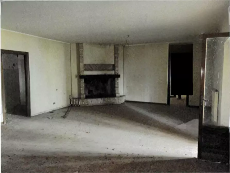 Immagine 5 di Porzione di casa in vendita  in via monte peia a San Venanzo