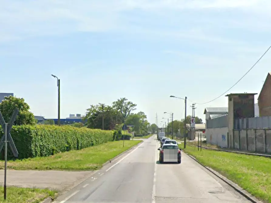 Immagine 6 di Capannone industriale in vendita  in Via dell'Elettricità a Venezia