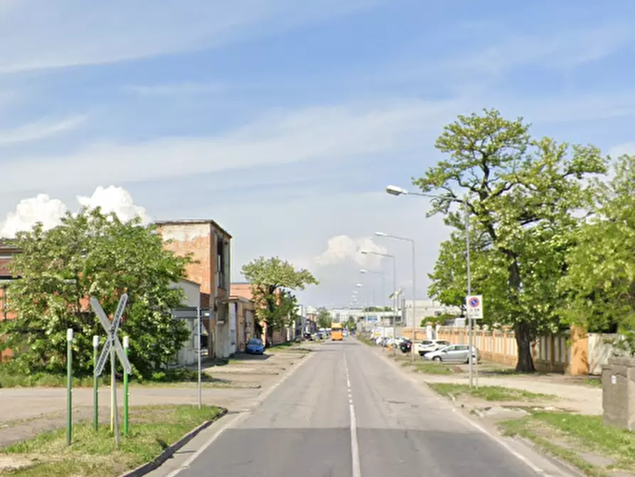 Immagine 5 di Capannone industriale in vendita  in Via dell’Elettricità a Venezia