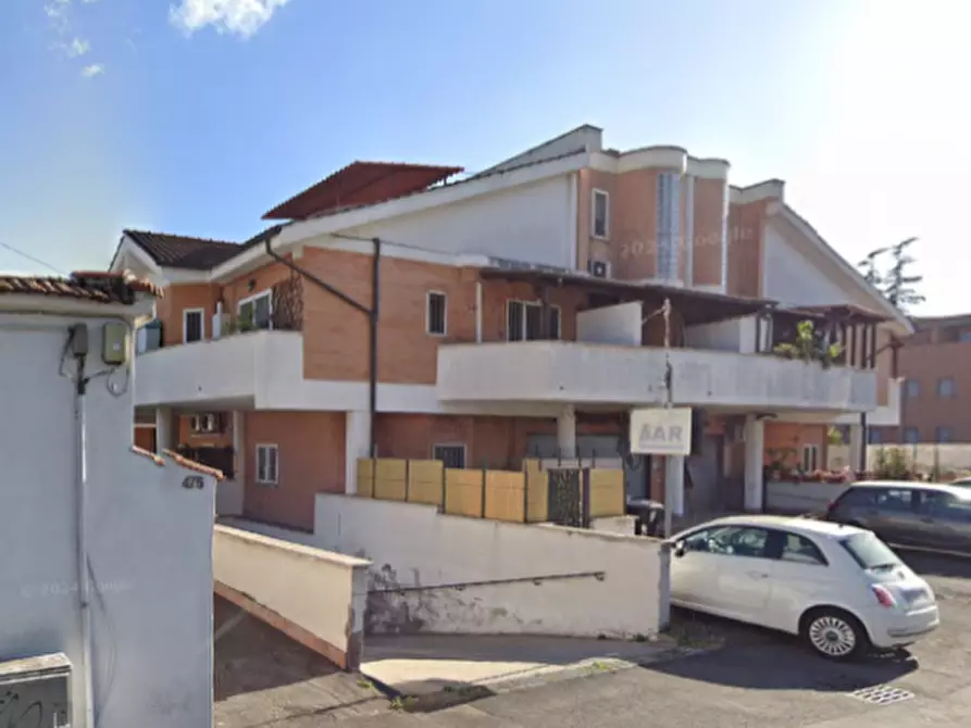 Immagine 7 di Garage in vendita  in Via della Magliana a Roma