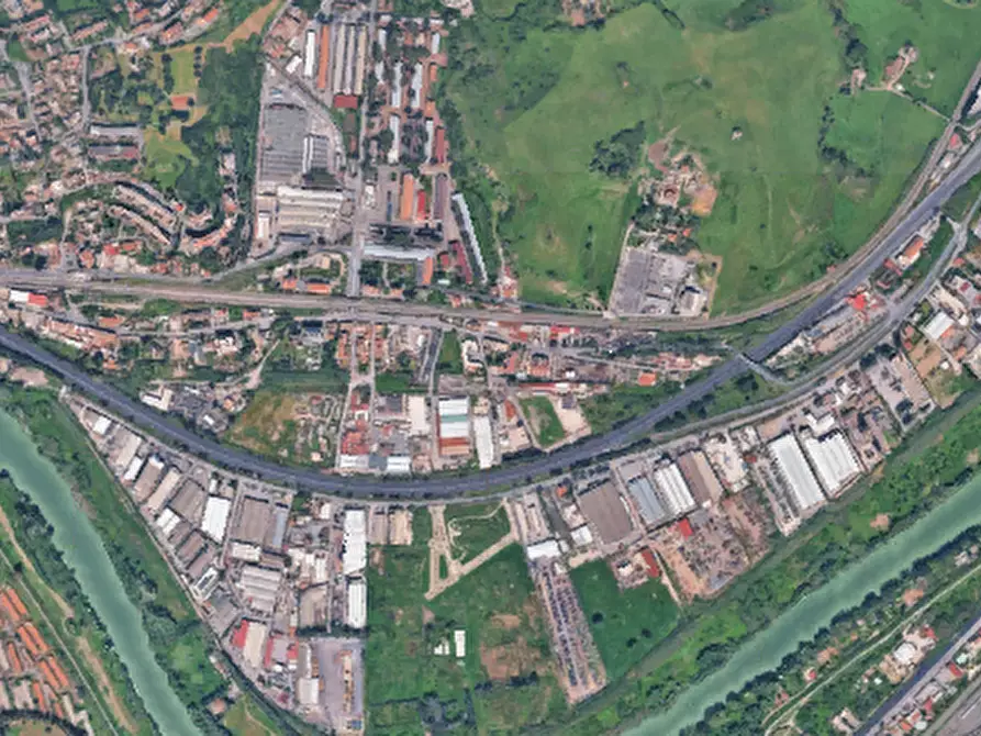 Immagine 13 di Garage in vendita  in Via della Magliana a Roma