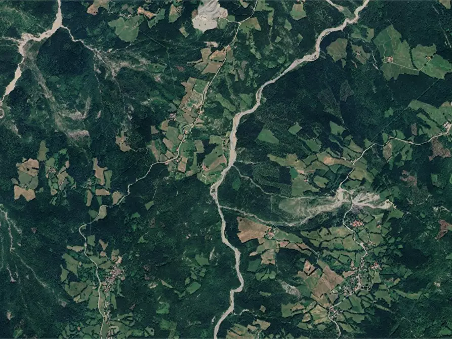 Immagine 5 di Casa indipendente in vendita  in Località Cavazzola  a Terenzo