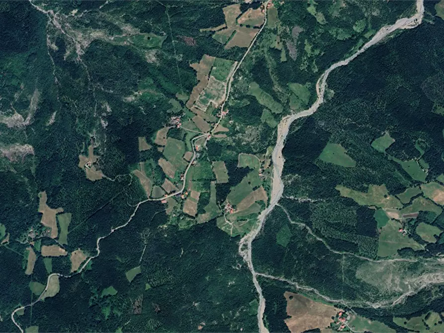 Immagine 9 di Casa indipendente in vendita  in Località Cavazzola  a Terenzo