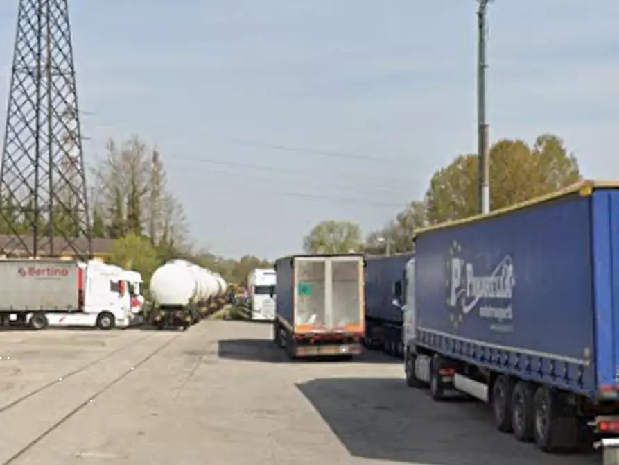 Immagine 7 di Terreno edificabile in vendita  in Via dell’Elettricità a Venezia