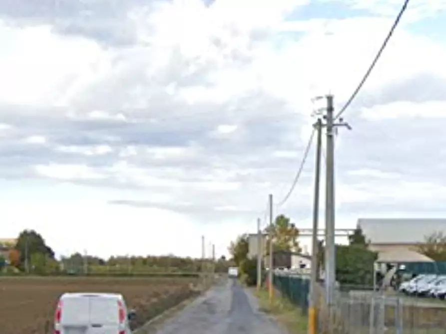 Immagine 18 di Villa in vendita  in Stradello Perizzi a Parma