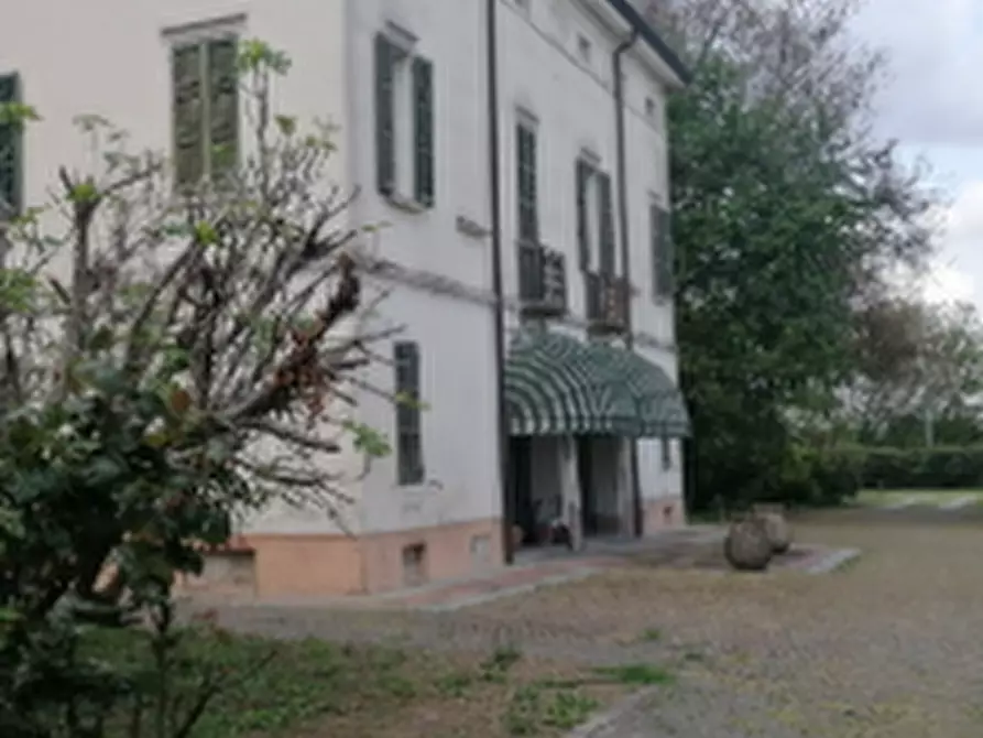Immagine 30 di Villa in vendita  in Stradello Perizzi a Parma