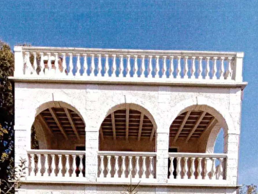 Immagine 3 di Villa in vendita  in Via Cesare Battisti a Albignasego