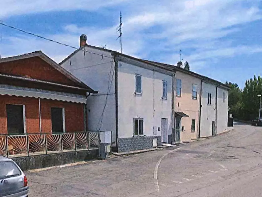 Immagine 2 di Porzione di casa in vendita  in Via Cellaimo Vecchia a Bertinoro