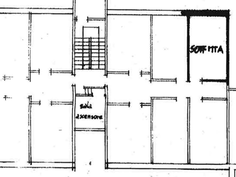 Immagine 22 di Appartamento in vendita  in Via Umberto Maddalena a Verona