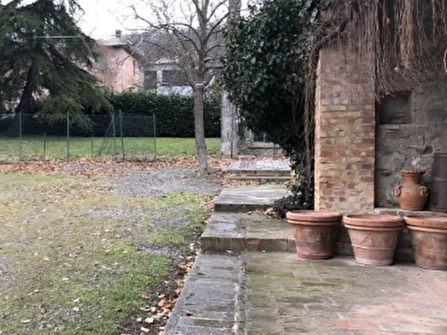 Immagine 2 di Porzione di casa in vendita  in Via Luna Bianca a Varano De' Melegari