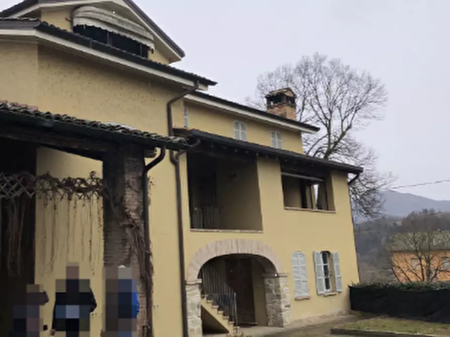 Immagine 7 di Porzione di casa in vendita  in Via Luna Bianca a Varano De' Melegari