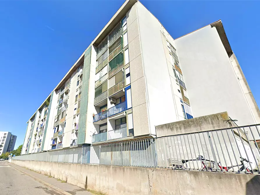 Immagine 1 di Appartamento in vendita  in Via Umberto Maddalena a Verona