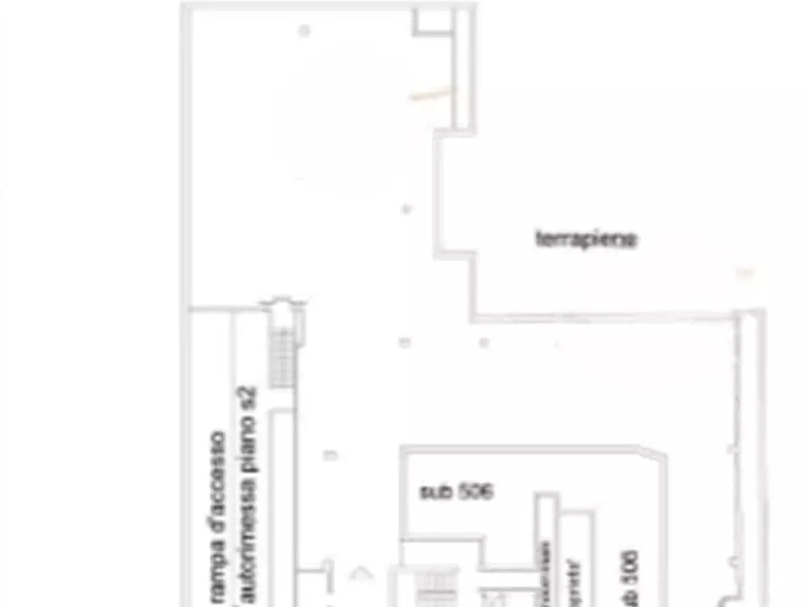 Immagine 11 di Garage in vendita  in Via della Rustica a Roma