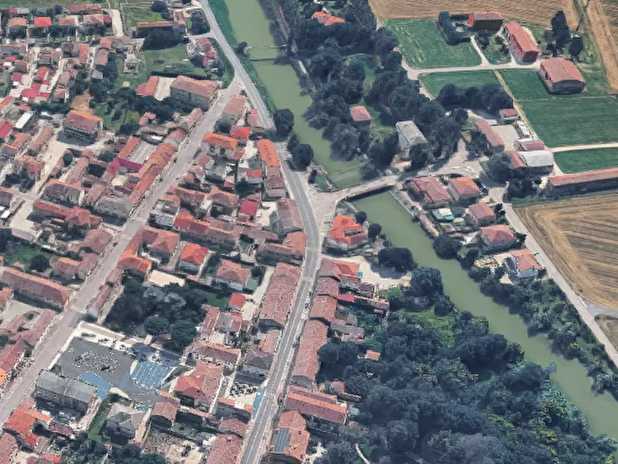 Immagine 15 di Appartamento in vendita  in Via Ludovico Ariosto a Migliaro