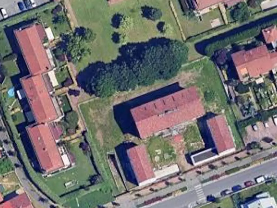 Immagine 5 di Garage in vendita  in Via Giacomo Matteotti a Cornate D'adda