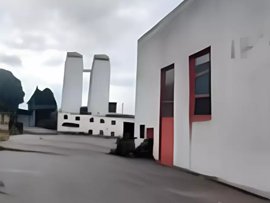 Immagine 6 di Capannone industriale in vendita  in Via dell'Industria a Giussano