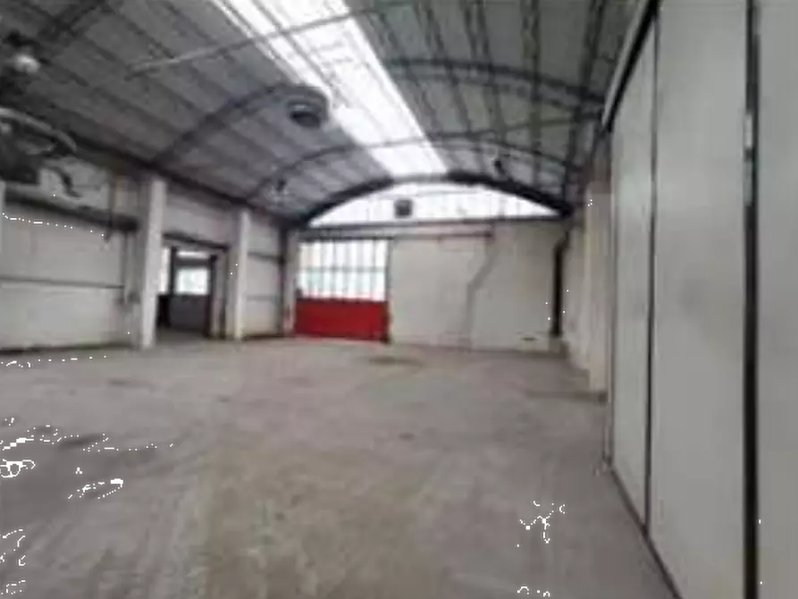 Immagine 15 di Capannone industriale in vendita  in Via dell'Industria a Giussano