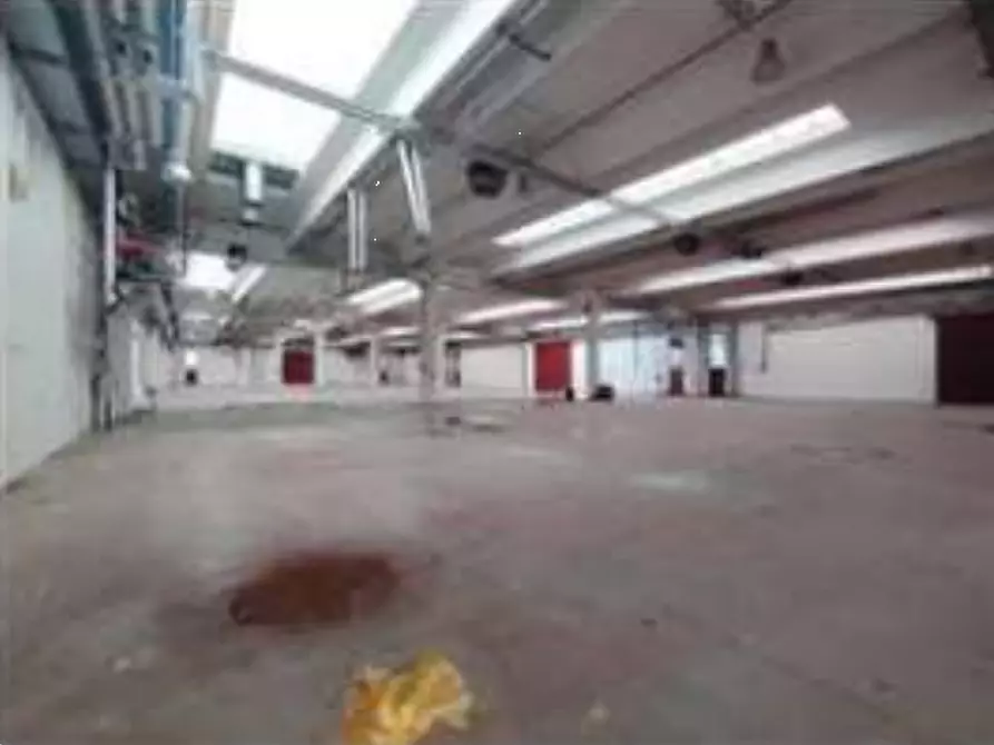 Immagine 18 di Capannone industriale in vendita  in Via dell'Industria a Giussano